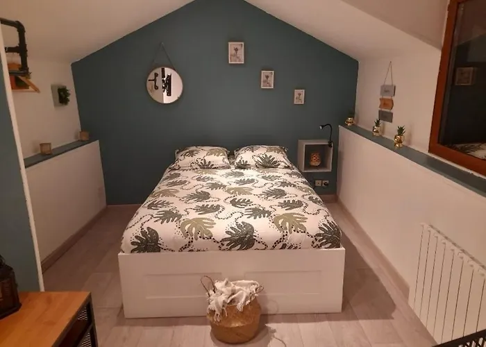 Petit Maison Villageoise