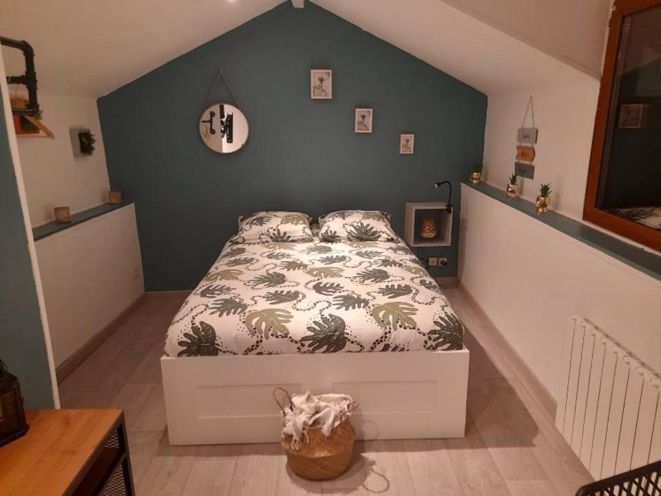 Petit Maison Villageoise Apartment *